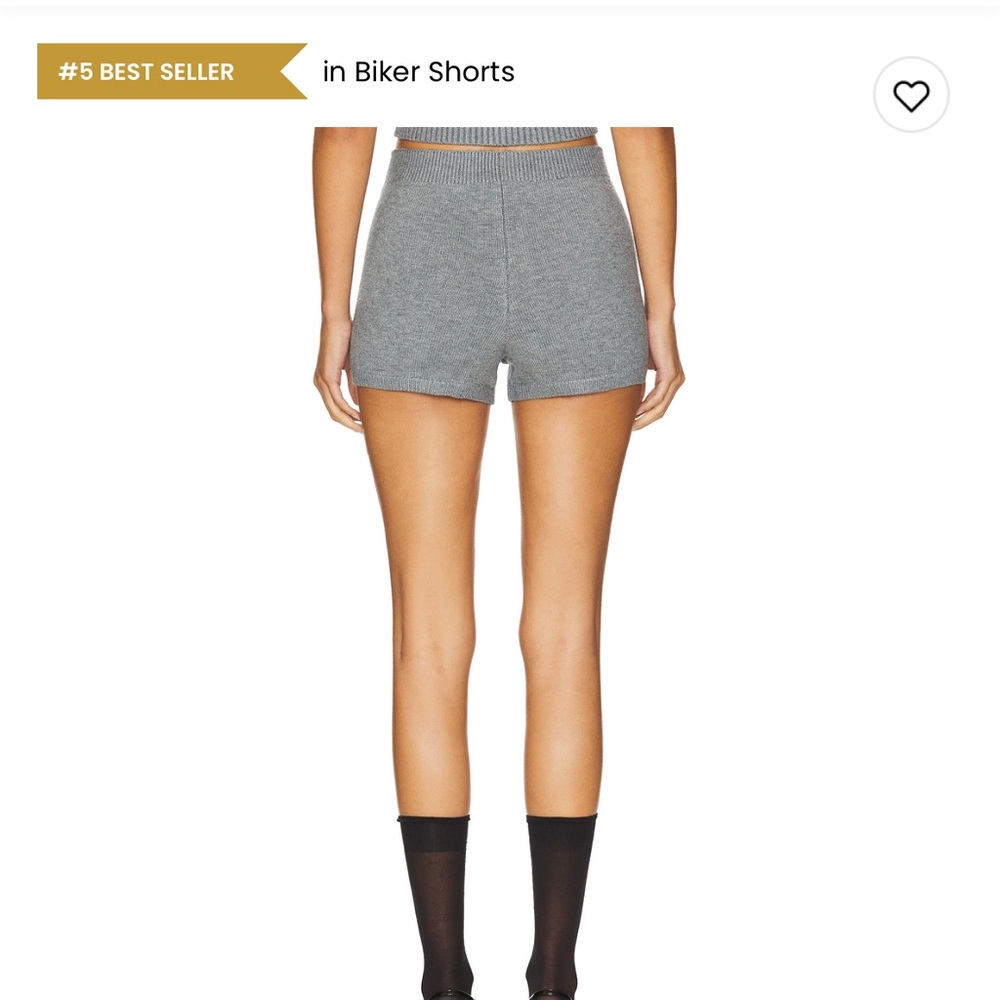 Heather Grey Knit Shorts
Guizio